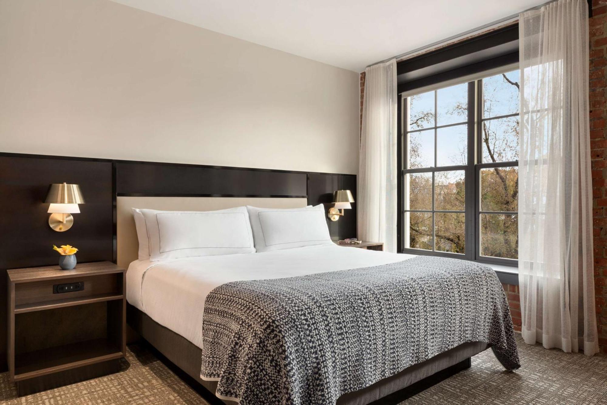 Отель The Wilbur Lititz, Tapestry Collection By Hilton Экстерьер фото