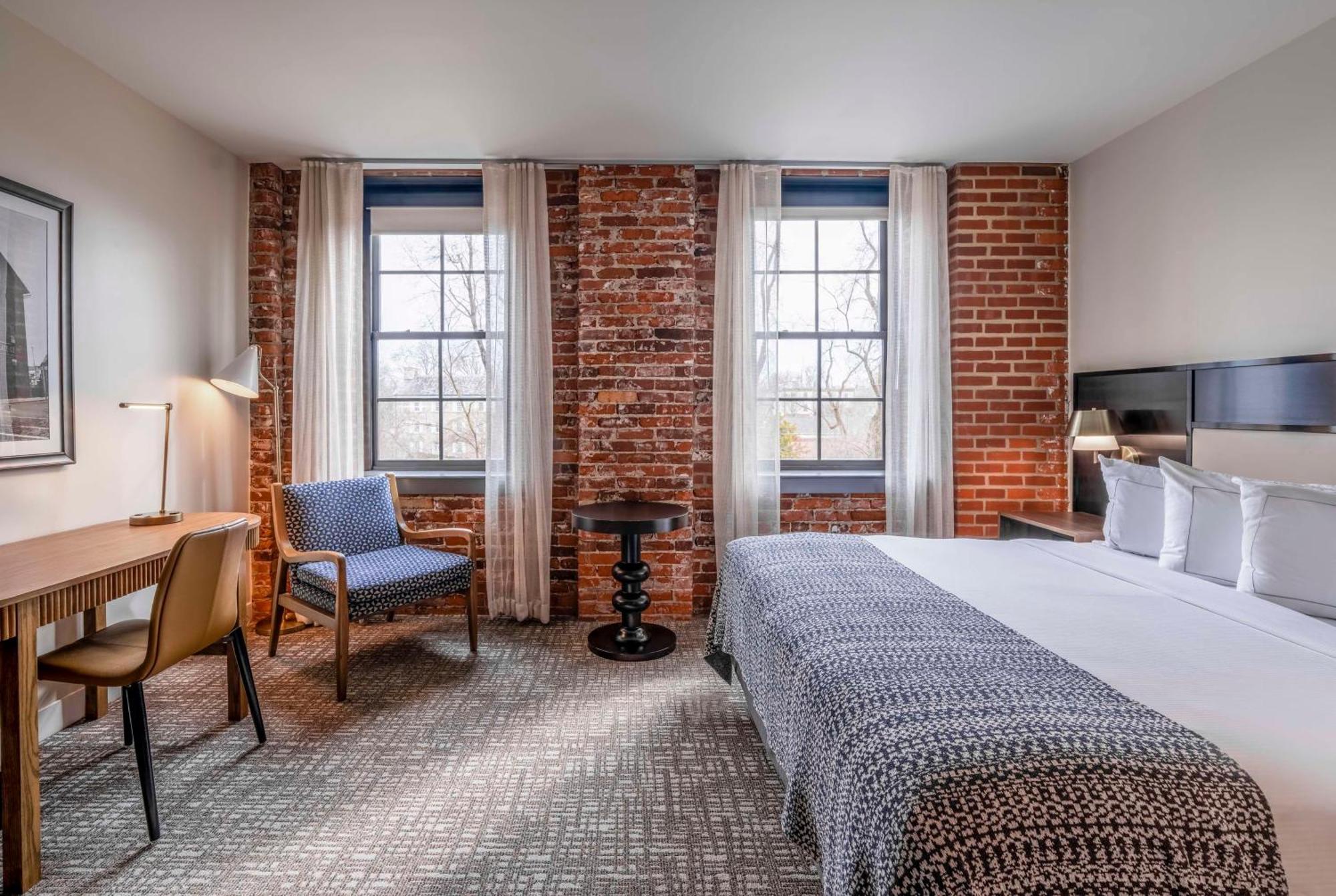 Отель The Wilbur Lititz, Tapestry Collection By Hilton Экстерьер фото